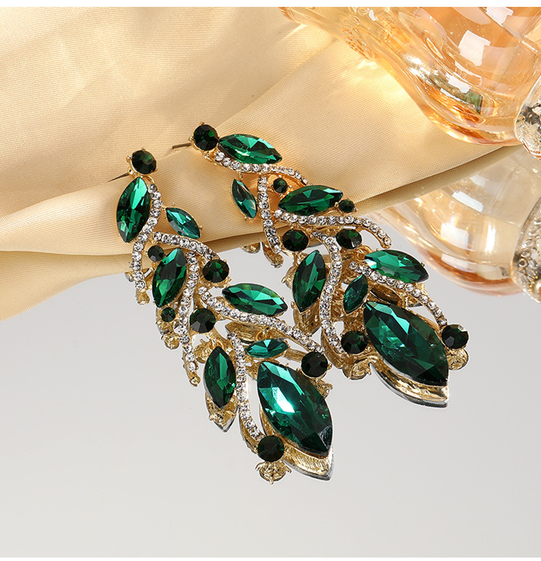 Casual Occasion Rhinestone Material 1 Pair Simple Style Leaf Plating Rhinestone Drop Earrings