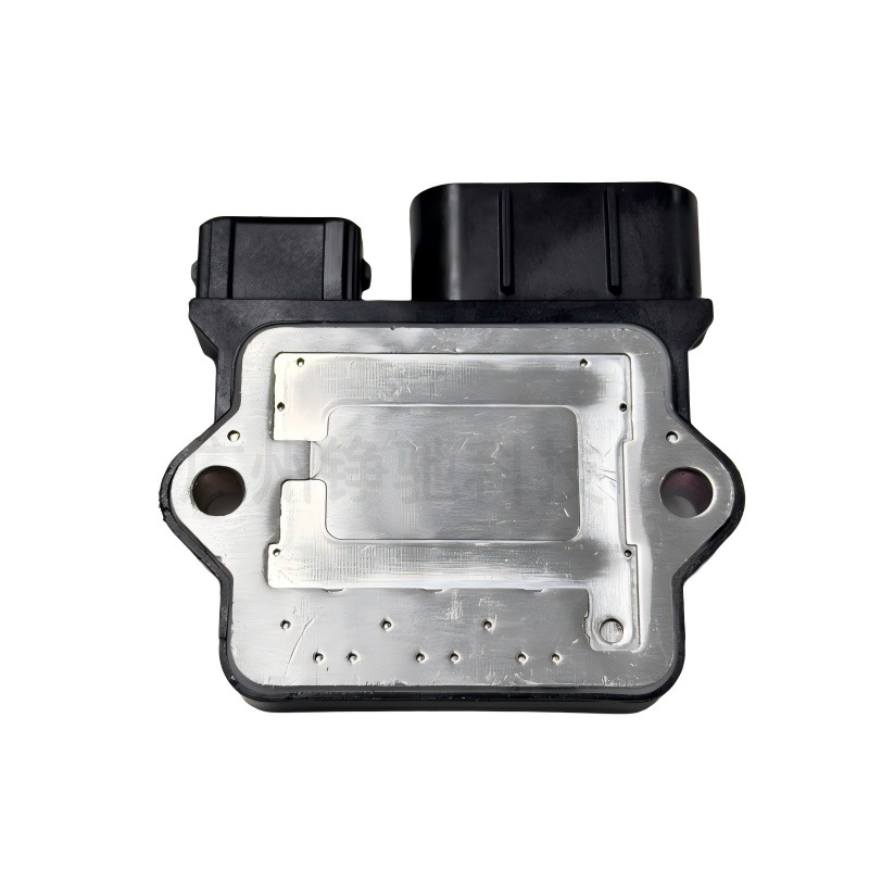 MD326147MD338252 MD338997 is suitable for Mitsubishi Pajero Dodge J723T ignition module