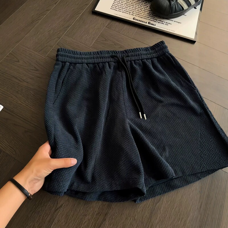 Navy blue men's summer sports shorts, thin textured ice silk breathable pants for outdoor wear, fitness and casual quarter-length shorts Navy blue men's summer sports shorts, thin textured ice silk breathable pants for outdoor wear, fitness and casual quarter-length shorts