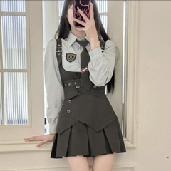 学院風アメリカ式ウエストベストのデザイン感のある長袖シャツの女性春と秋のウエスト百タックのスカートjk制服セット