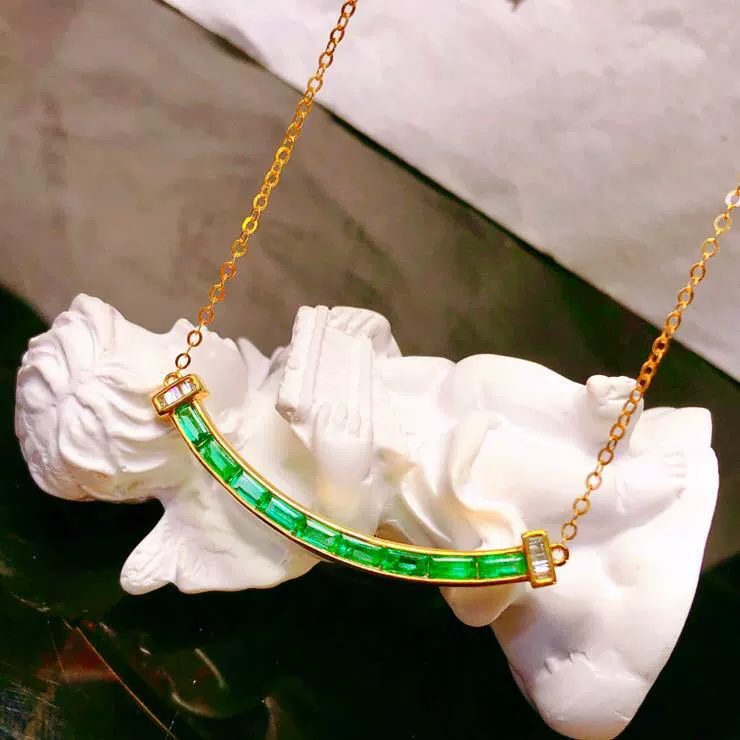 Ювелирные изделия производитель DIY 18K золото инкрустация натуральный изумрудный ключица Главный камень: 1,5 карата