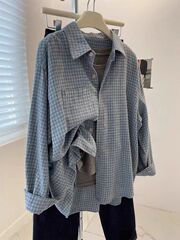 春と秋のレトロな格子シャツootdアメリカのレトロな雰囲気感の中にシャツをかけるのはだらだらしている感じがします。