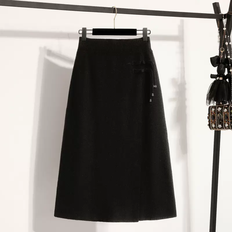 实拍2025秋冬新中式国风文艺宽松大码女装a字盘扣胖mm针织半身裙