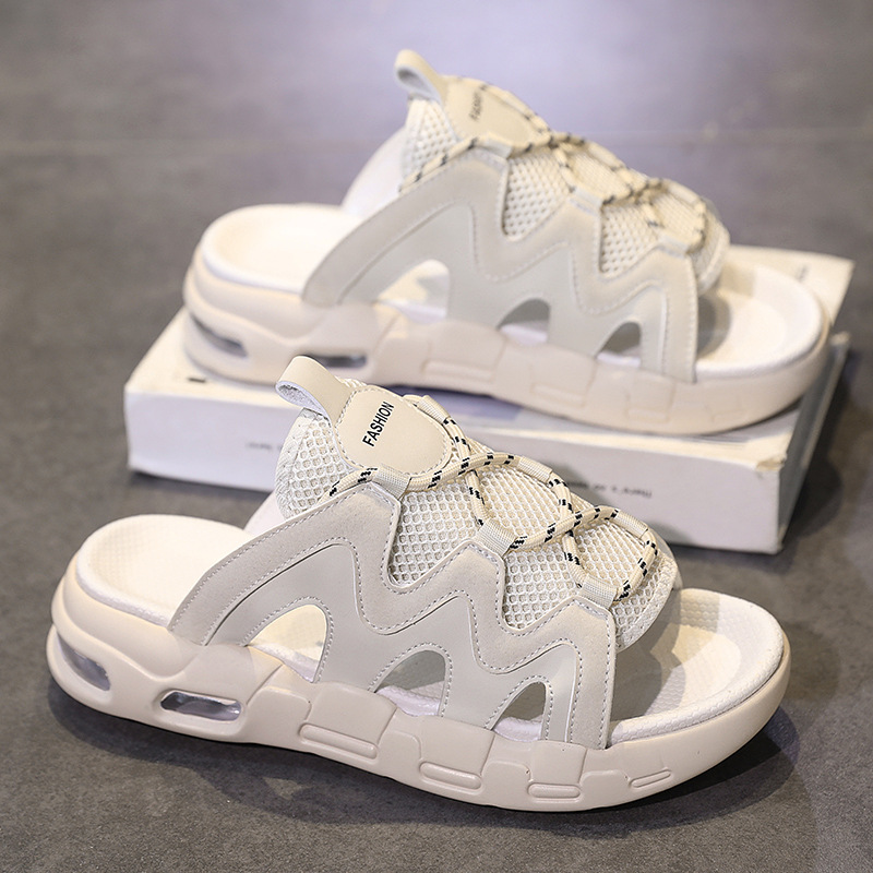 Zapatillas de hombre de comercio exterior de verano 2025, nueva marca de moda de verano, ropa exterior de moda antideslizante, sensación de mierda al aire libre, fondo grueso
