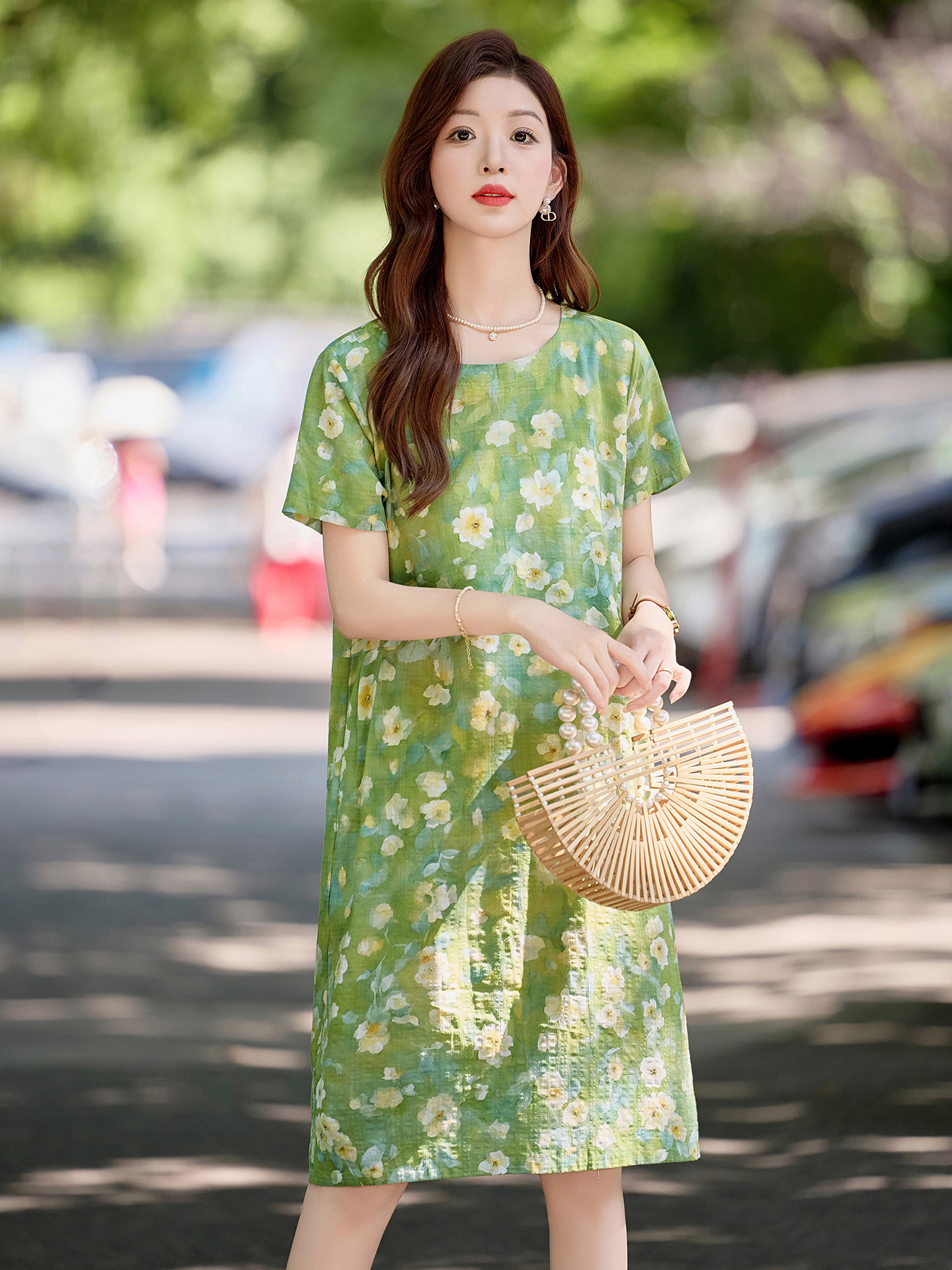 Đầm maxi nữ hoa nhỏ xanh lá cây tươi mát, dáng suông rộng, tay ngắn, mỏng nhẹ mùa hè 2025 — Màu hồng xanh lục, Màu xanh lá