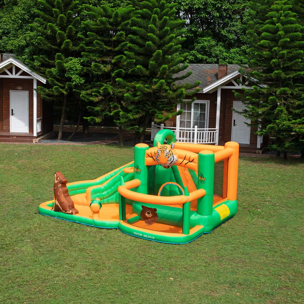 Dr. Dolphin Castillo inflable para niños al aire libre tobogán de agua castillo de chorro de agua casa trampolín inflable parque al por mayor