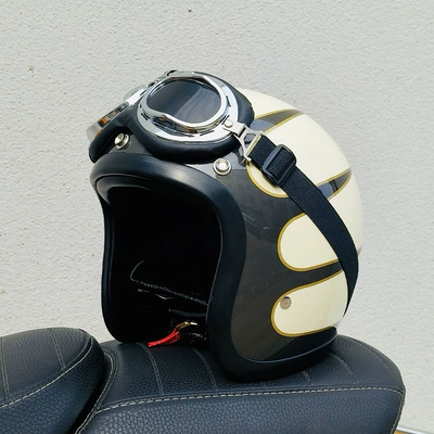 Motosiklet kaskı (dəbilqə) Helmet Dropshipping - milk-white-flower-pilot-glasses-s