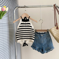 Girls retro striped knitted straps halter neck suspenders 2023 spring and summer vacation style vest and jeans two-piece set