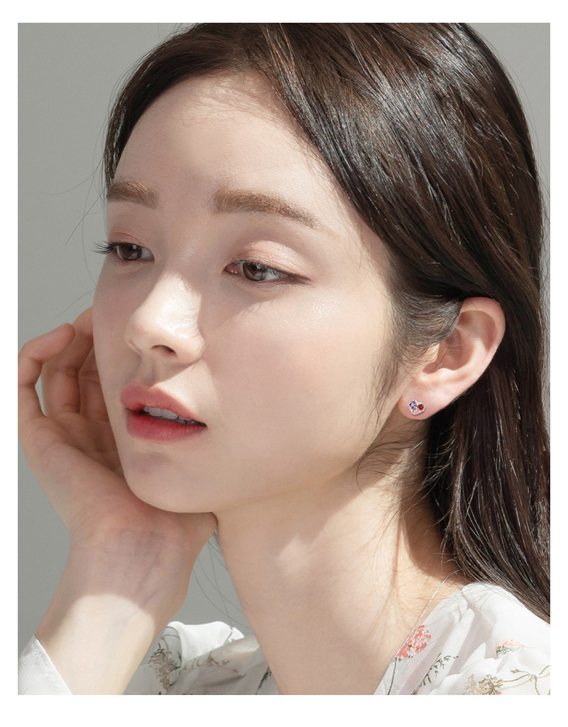 Fashion Heart Shape Sterling Silver Plating Zircon Ear Studs 1 Pair