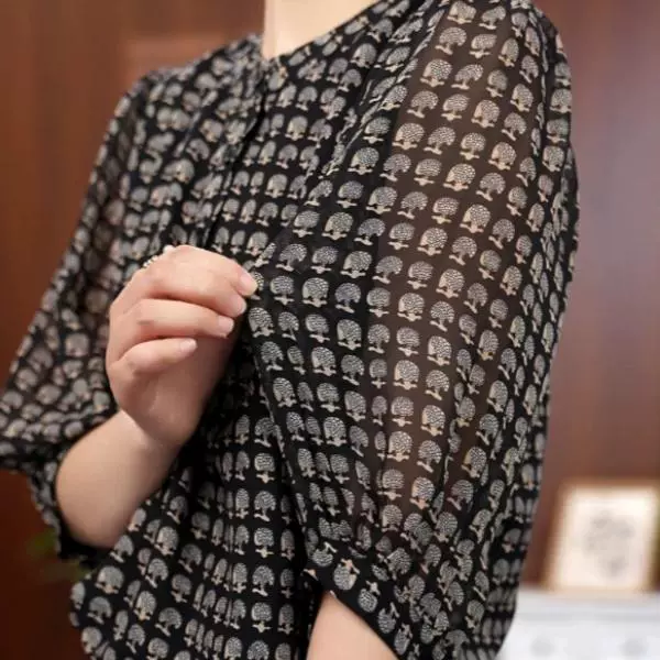 [Готовый запас, быстрая доставка] Шифоновая рубашка, стройнящий вид и универсальный топ, модная и стильная рубашка, модная рубашка, закрывающая живот W374