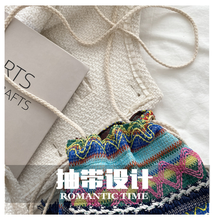 The 2022 new trendy and fashionable fringed bucket bag, a single-shoulder personalized crossbody bag with ethnic style Application Scenario