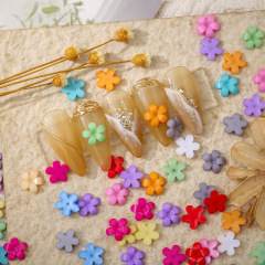 美甲飾品日系樹脂花朵指甲裝飾品純色小花DIY廠家直銷批發價
