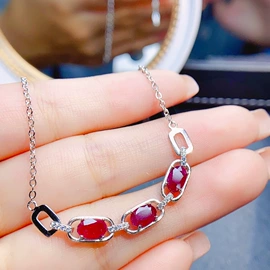 宝石手饰;宝石项饰;宝石耳饰