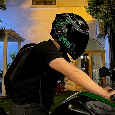 Ais Motorcycle Helmet Men's Retro — Motosiklet kaskı (dəbilqə) - green-fast-charging-with-black-mirror-m