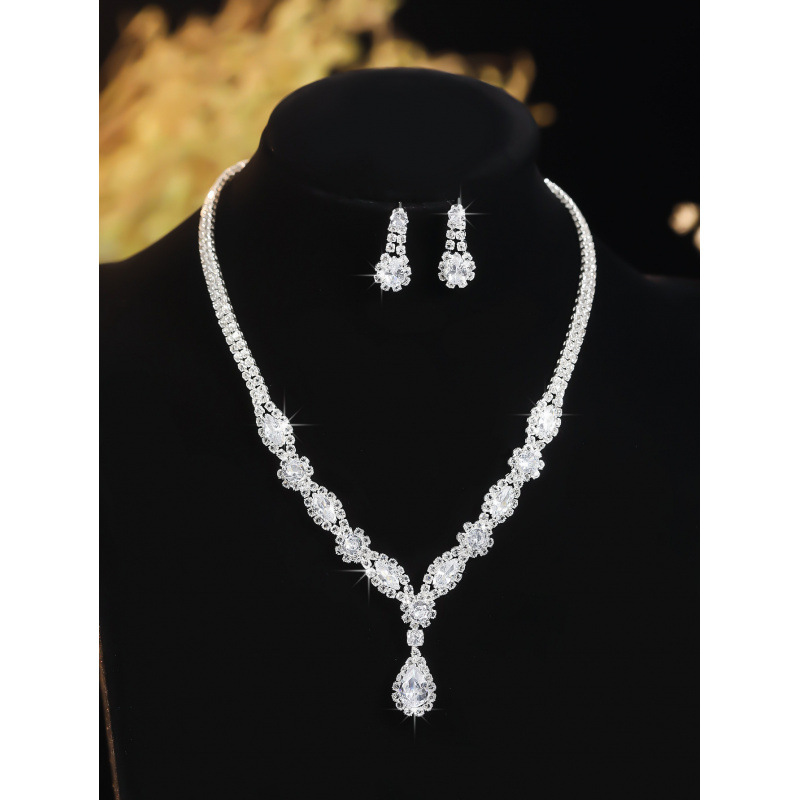 collana con orecchini a catena con zirconi e strass, stile retrò, semplice, per donna_voghion.com
