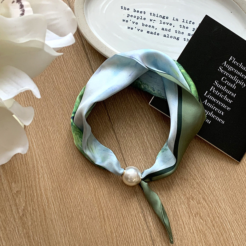 Nuevo collar de perlas, bufanda de seda para mujer, moda de alta gama de primavera y verano francesa, bufanda de seda de succión magnética de todo fósforo, personalizada de fábrica