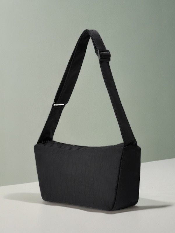 Nueva bolsa de hombro simple atmósfera bolsa de hombro deportiva bolsas de color sólido versátiles unisex