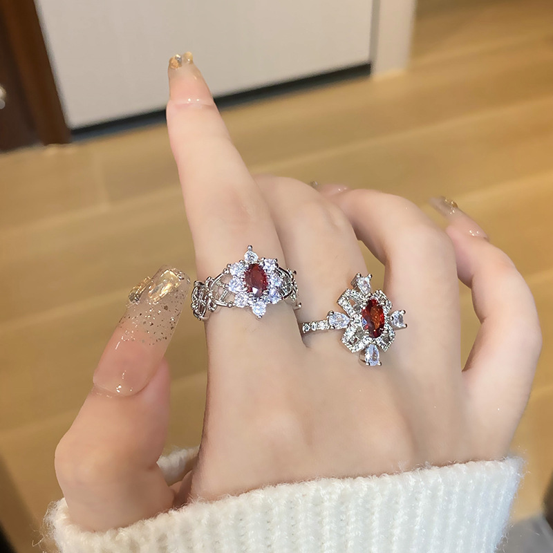 簡約輕奢酒紅色微鑲閃鑽開口戒指新款時尚個性冷淡風高級感指環