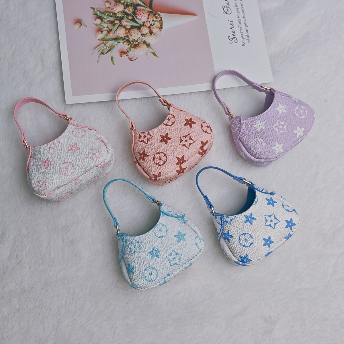 新款mini零钱包月牙老花口红包创意挂饰耳机包可爱钥匙扣包包挂件