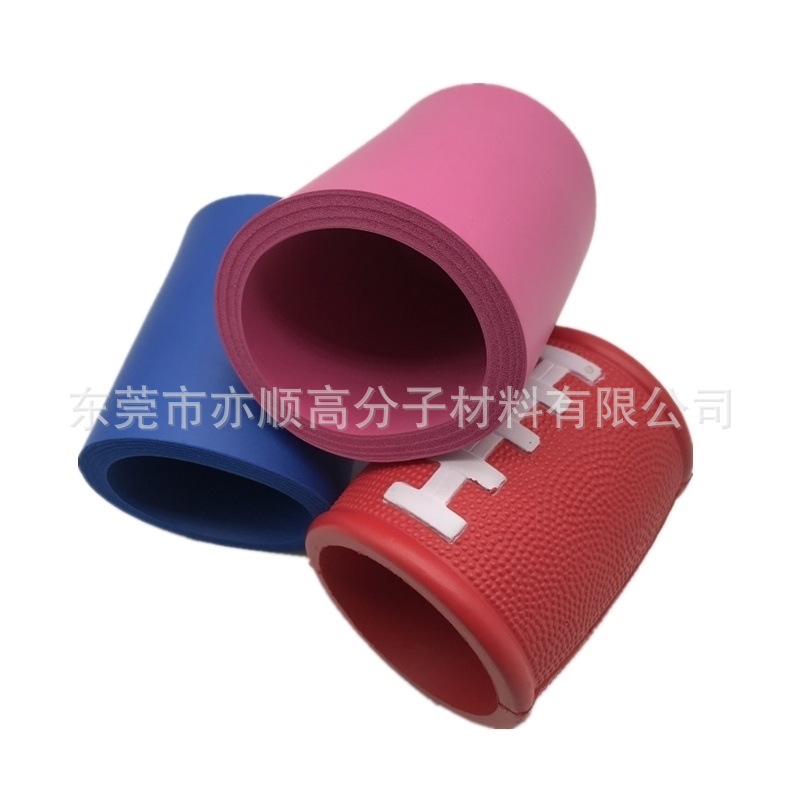 直销NBR橡塑咖啡杯可乐杯套 橡胶海绵便携式防水饮料易拉罐套保温