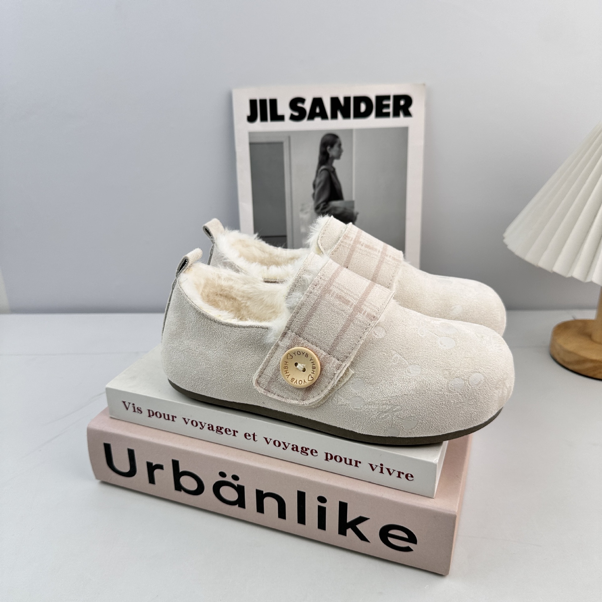 Farwave dulce viento simple Bocken zapatos de mujer 2025 nuevo invierno más terciopelo exterior impresión universal zapatos de nicho de mujer