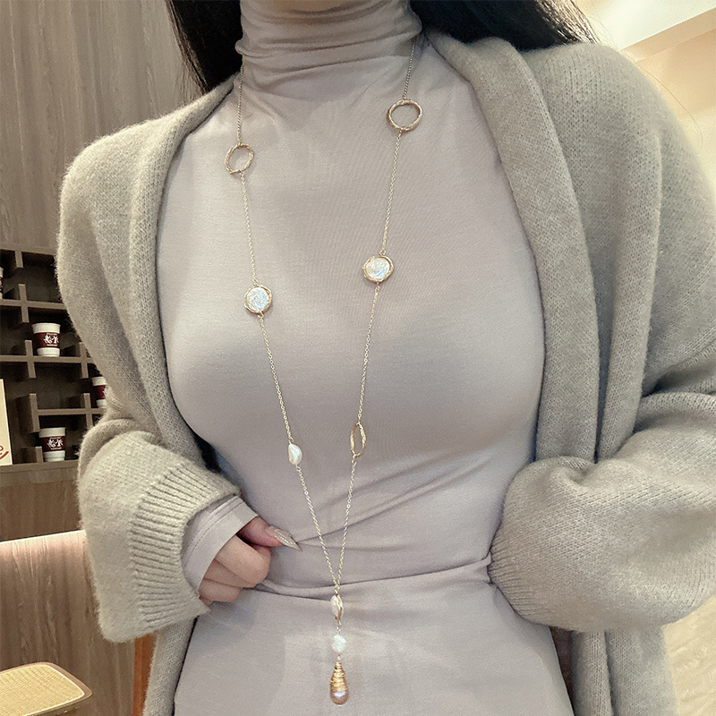 ¡Chica caliente! Natural de agua dulce perla suéter cadena nicho alto sentido sexy collar Europa y América 18K chapado en oro retención color