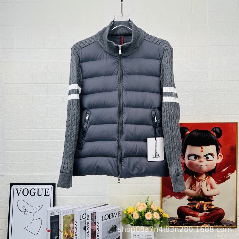 2026 Autumn/Winter Moncler Down Jacket with Knitted Sleeves, Unisex, Stand Collar, Zipper, Striped Wool Patchwork, In-Stock Wholesale 2026 Autumn/Winter Moncler Down Jacket with Knitted Sleeves, Unisex, Stand Collar, Zipper, Striped Wool Patchwork, In-Stock Wholesale