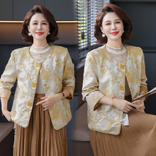 2025秋新款时尚新中式提花外套妈妈装高档中年女装短款上衣外套女