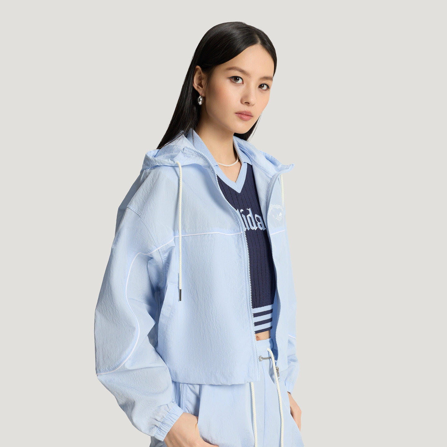 Clover's New Summer Lightweight and Breathable Hooded Skin Jacket for Men and Women, Fashionable and Casual Versatile Outerwear