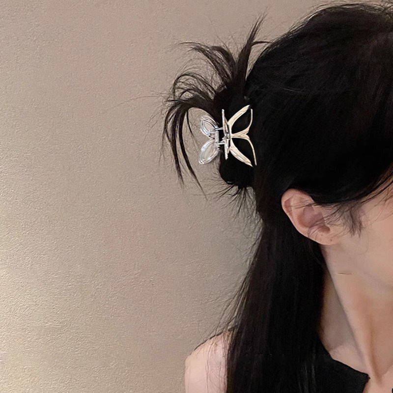 Viento frío correa de arco clip de agarre para mujeres 2025 nuevo estilo de alta calidad clip de tiburón tocado temperamento clip de pelo