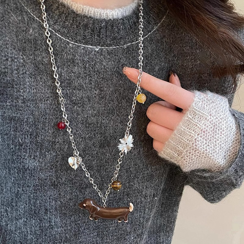 Cute Cartoon Ceramic Stone Plastic Dachshund Necklace for Women Autumn and Winter Cute Retro Sweater Chain Long Sweater Chain Accessories