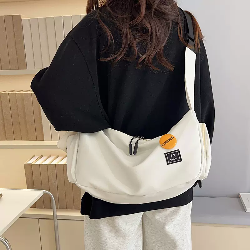 跨境运动瑜伽健身学生游泳包女大容量单肩轻便外出旅游斜挎包