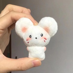 かわいいぬいぐるみ白ネズミペンダント人形ペンダントぬいぐるみ漫画人形いたずらネズミぬいぐるみペンダント