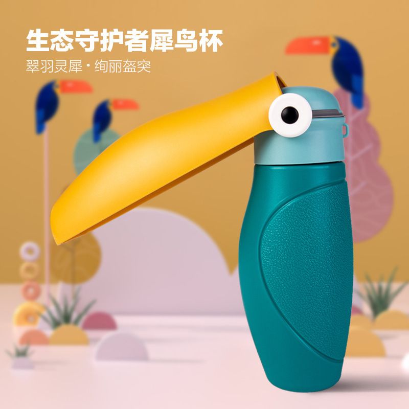 Nuevo tipo de taza de acompañamiento de mascotas hervidor de agua portátil para salir a beber agua para perros de gran capacidad de taza de agua para mascotas