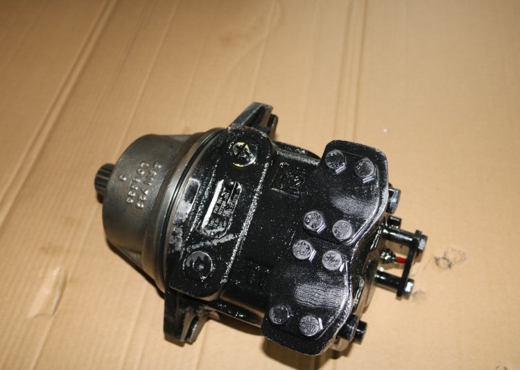 DANFOSS 系列的轴向活塞马达 H1B110AHEHENATBCNJN插装变量液压马