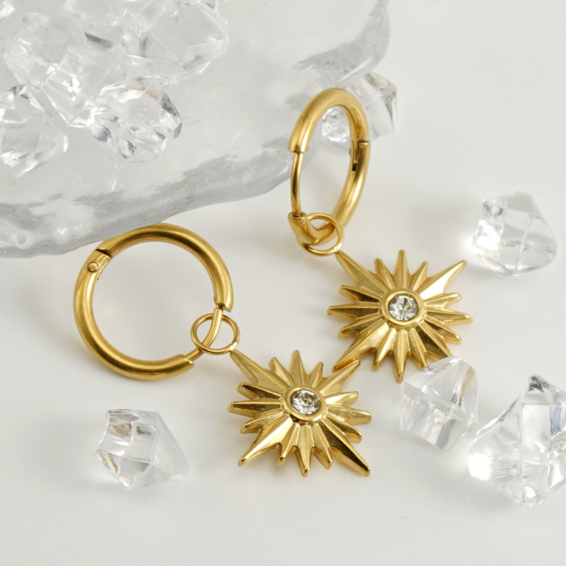 Cruz-Frontera de acero inoxidable de moda europea y americana diamante ocho Awn estrella pendientes colgante de titanio de acero 18K pendientes de oro pendientes para las mujeres