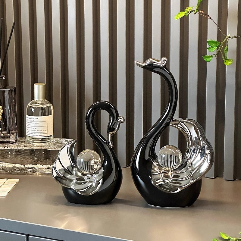 El alto valor facial de la bola de cristal pareja cisne adornos modernos de lujo porche de la sala de estar decoración del gabinete de televisión