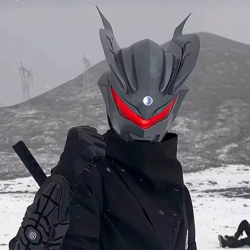 Сенсорный яркий темный Cyrolops Ultaman шлем сенсорный светящийся шлем маски может носить подарок на день рождения