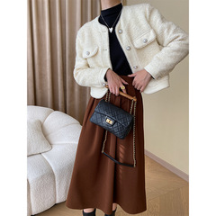 司南のフランス風の気質の優しい風の流行感の真珠は辺の小さい香ばしい風の毛を包みます。