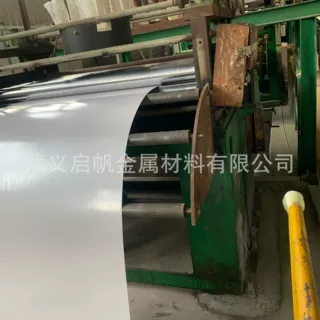 pvc 镀锌覆塑板 冷轧覆塑板 爵士白入户门冷轧覆膜板门面板