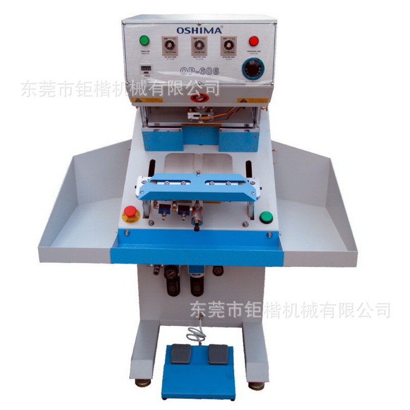 ��ѹ����ڶ��ͻ���װ��е