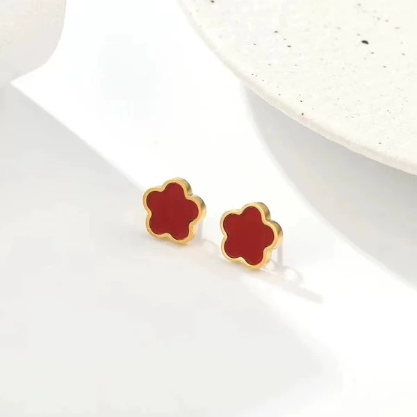 44b2 red shell earrings