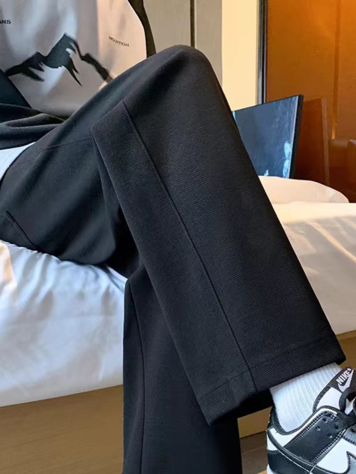 Spring and Autumn Pants for Men and Women, Loose Sports Pants, Long Pants, Men's Casual Pants, Versatile Straight Pants, Drapey Wide-Leg Pants, Winter