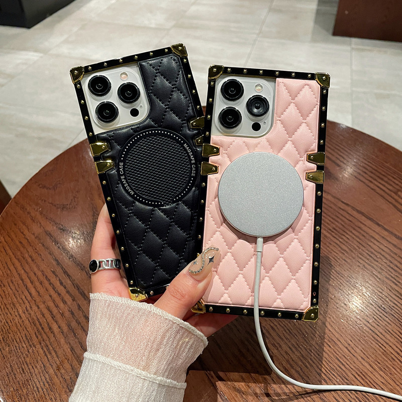 Square Magnetic Phone Case For Iphone 15 And Samsung S24 Ultra_voghion.com