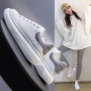 2023 New Korean-style McQueen White Shoes Female Students Korean-style Thick-soled Increased Women's Casual Shoes Internet Celebrant Women's Shoes 6601
