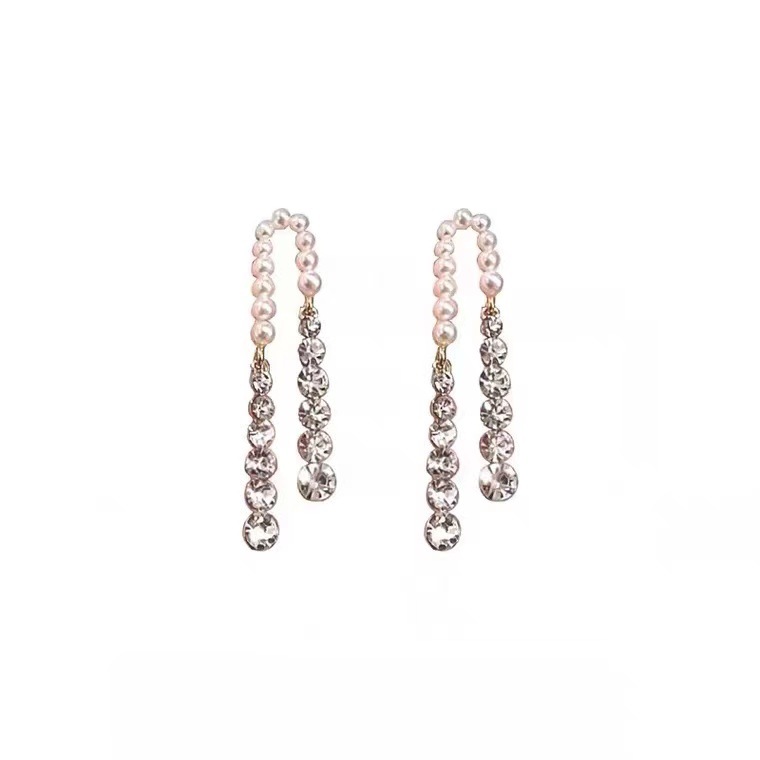 Glam Tassel Alloy Inlay Artificial Pearls Rhinestones Women's Drop Earrings display picture 5