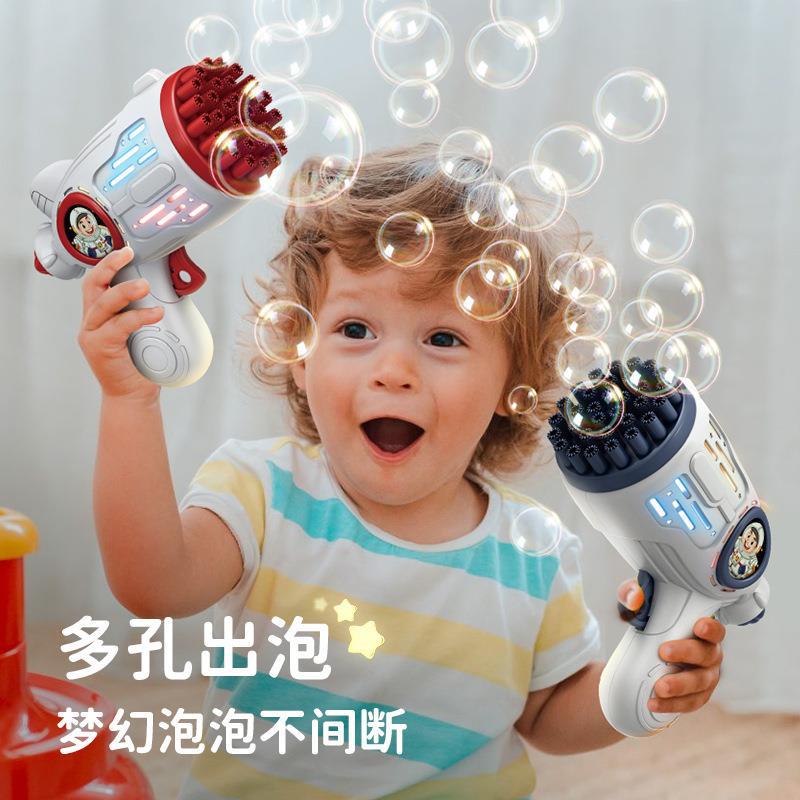 Nueva máquina de burbujas de mano de astronauta de celebridades de Internet de 32 orificios, sin fugas, pulverizador de burbujas completamente automático, juguetes para niños al por mayor