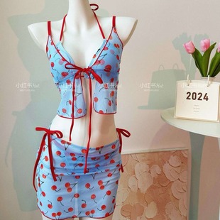 French New Arrival Swimsuit Women's Small Fresh Super Sexy Bikini Three-point Strap Small Chest Four-piece Swimsuit for Women