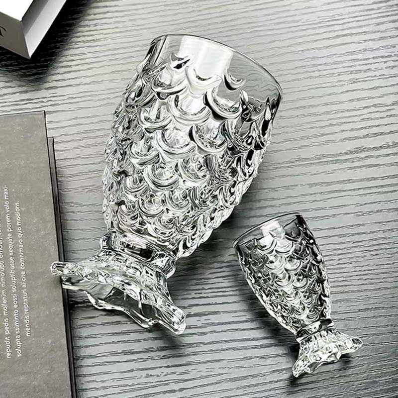 Vaso de vidrio sin plomo con patrón de escamas de pescado, copa de cola de sirena, copa de escamas de pescado, copa de vino grabada, 30ml, taza de jugo creativo personalizado