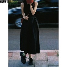 赫本风黑色无袖背心连衣裙女夏季高级感法式收腰小黑裙威